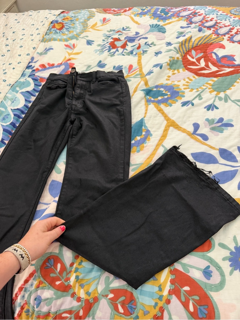 Black Women’s Straight-Leg Jeans